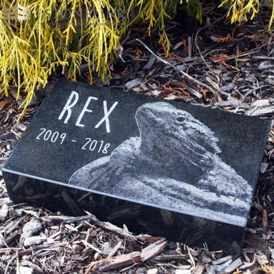 Black granite pet headstone