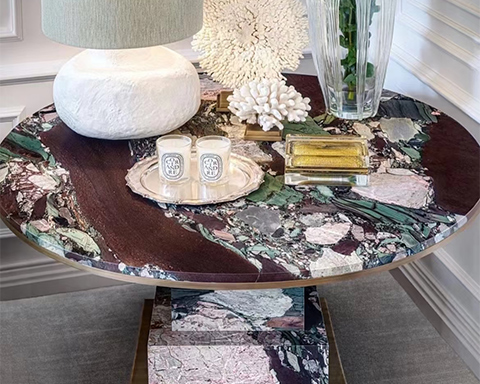 Four Seasons Green Marble and Furniture : 인테리어 디자인의 시대를 초월한 트렌드