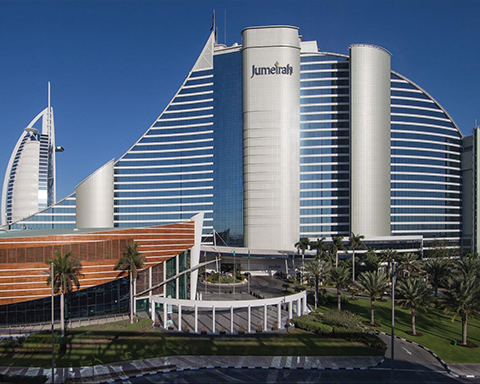 주메이라 비치 호텔, 두바이, UAE
    